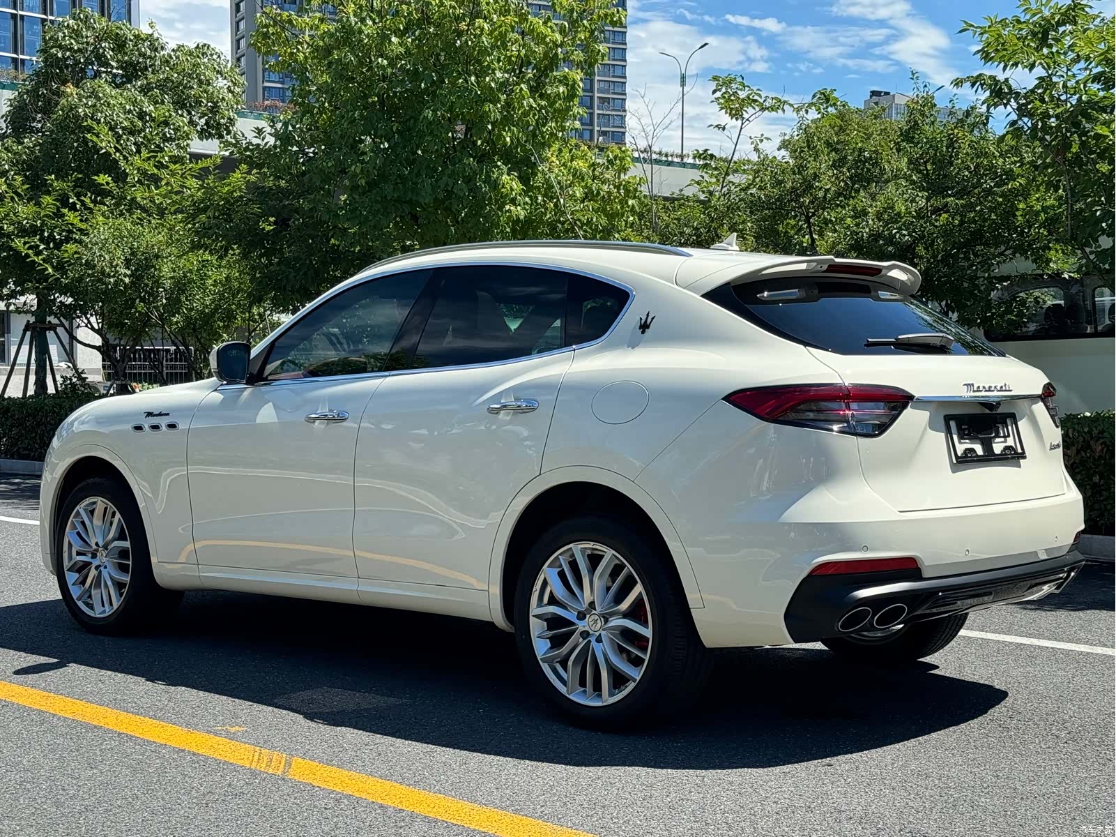 Maserati Levante, 2022 12