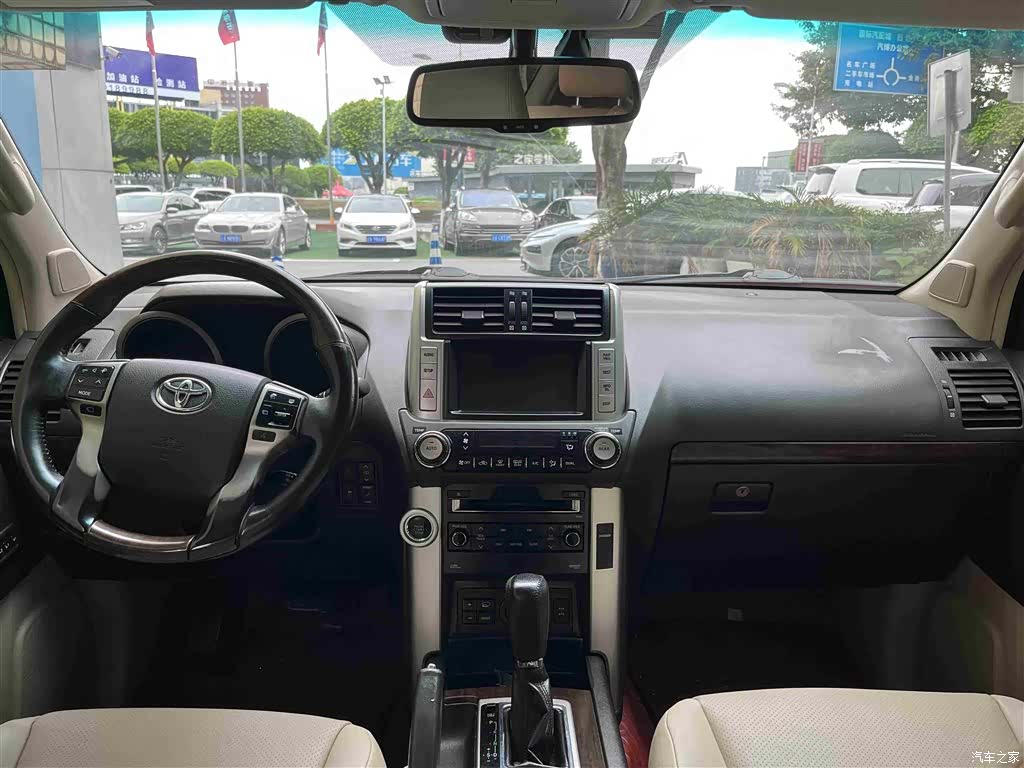 Toyota Prado, 2011 10
