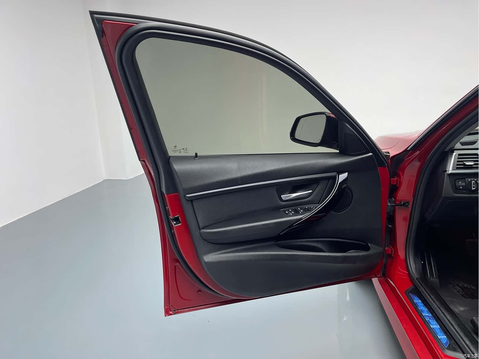 BMW 3 Series, 2018 27
