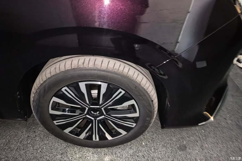 Wuling 730, 2025 6