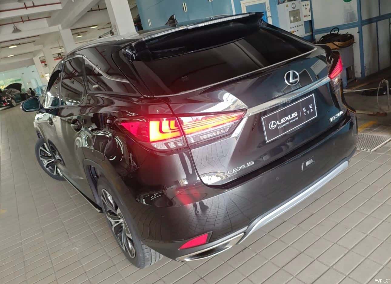 Lexus RX, 2022 3