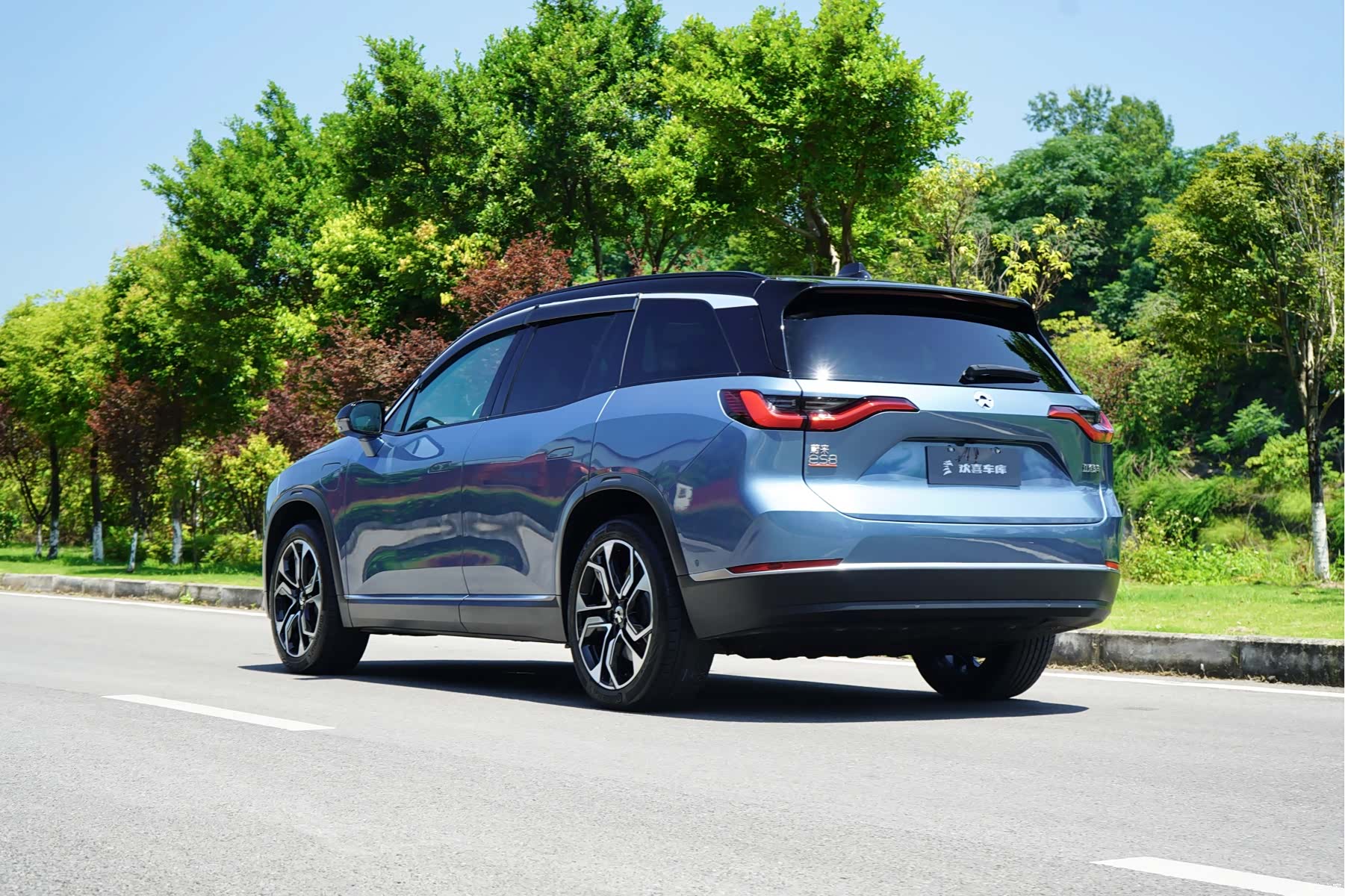 NIO ES8, 2021 4