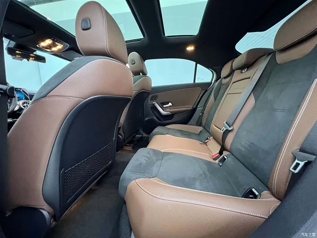 Mercedes-Benz A-Class, 2020 14