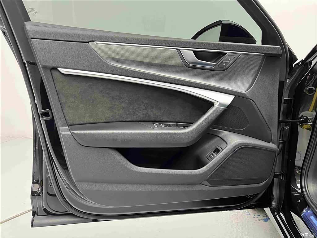 Audi A6L, 2022 13