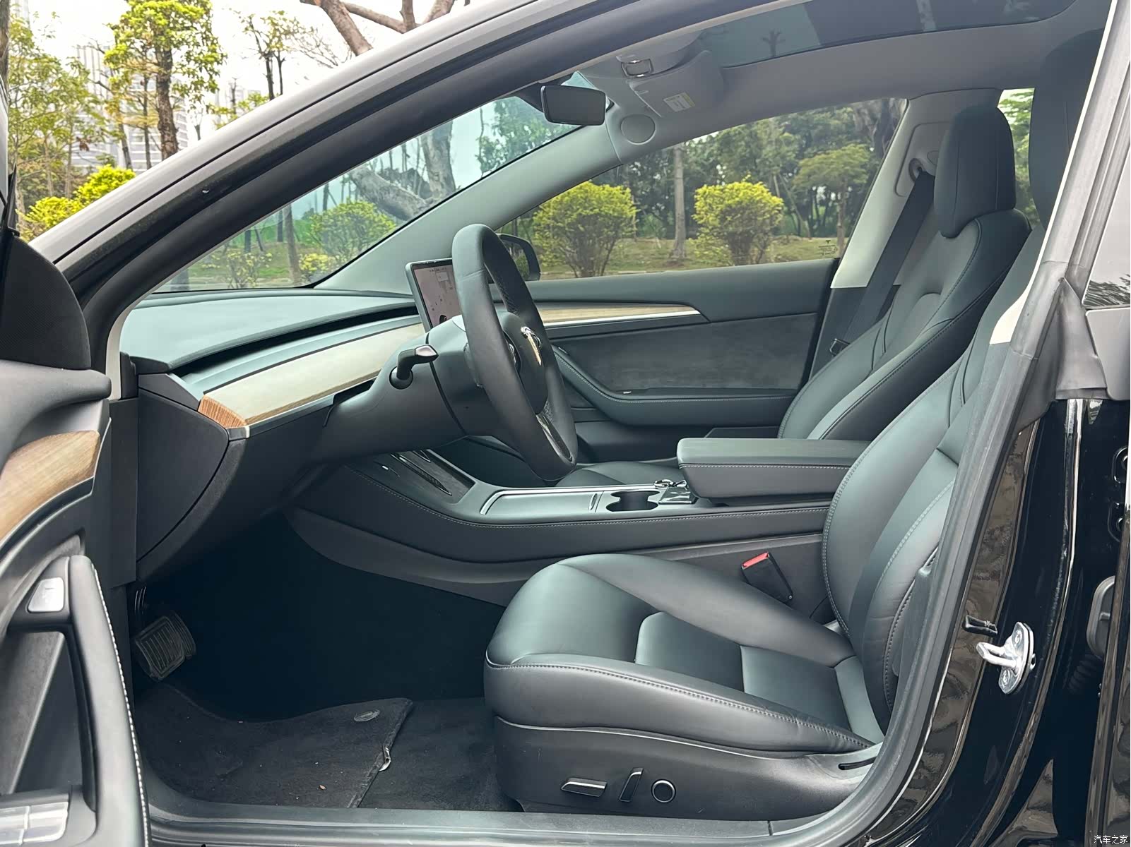 Tesla Model 3, 2022 16