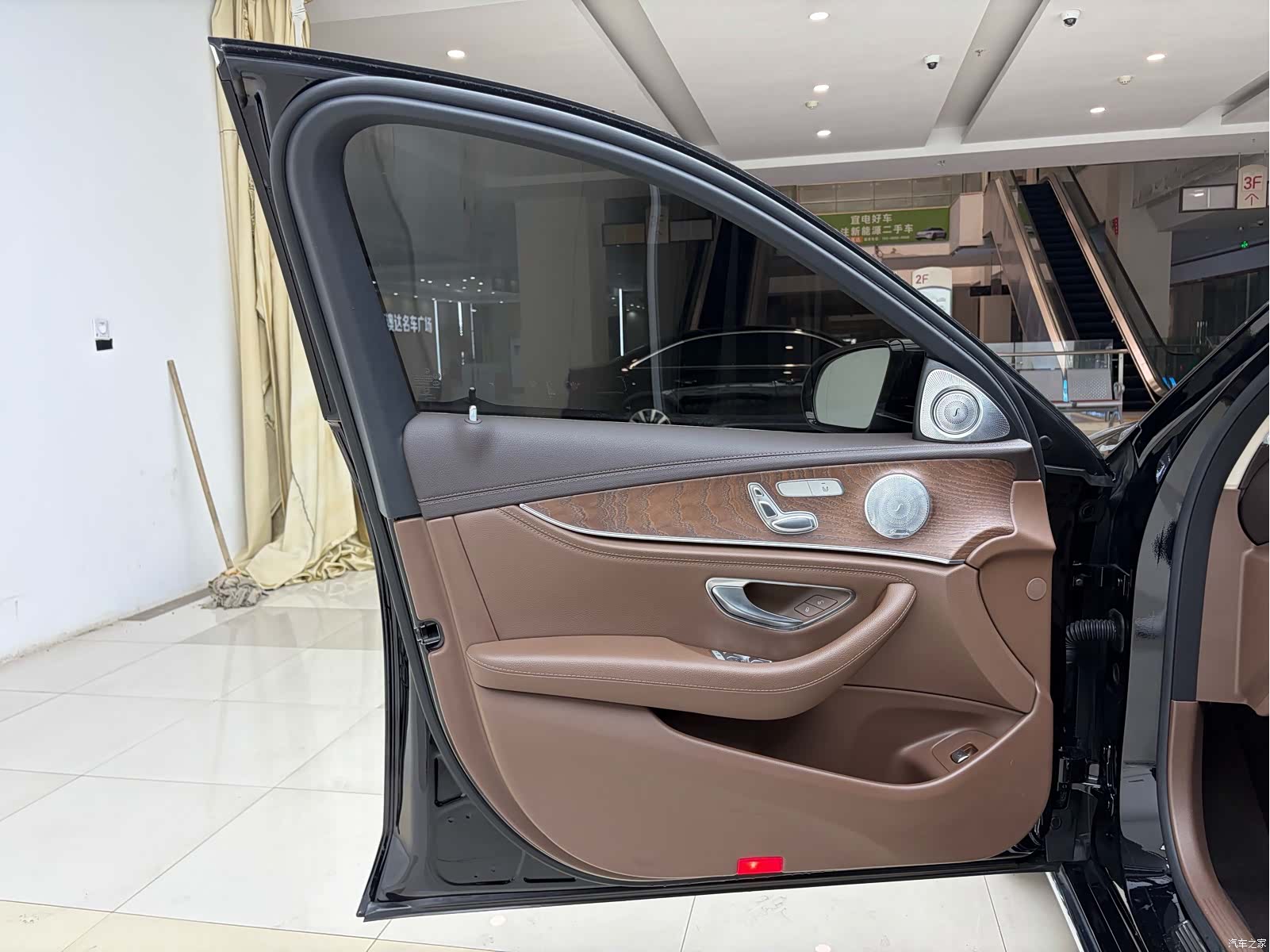 Mercedes-Benz E-Class, 2021 9