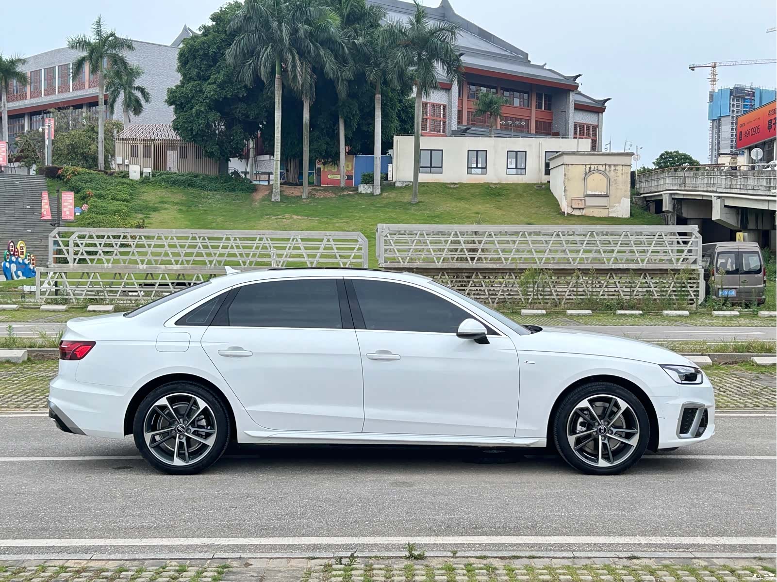 Audi A4L, 2023 7