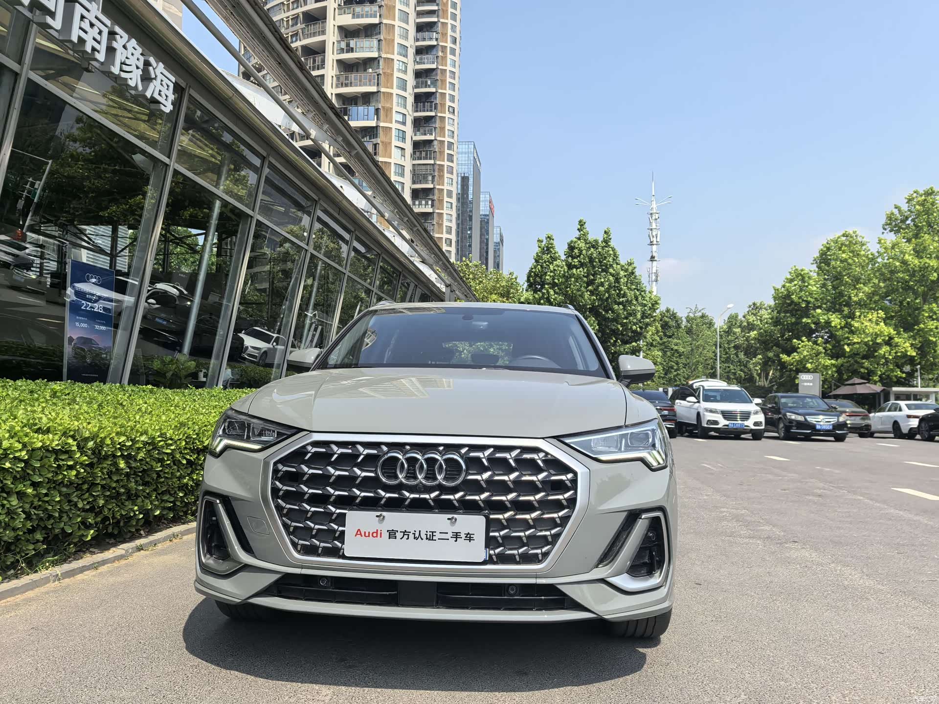 Audi Q3, 2024 3