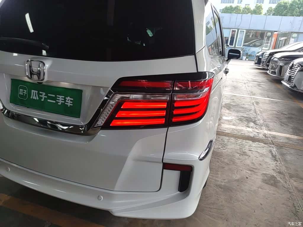 Honda Elysion, 2018 8