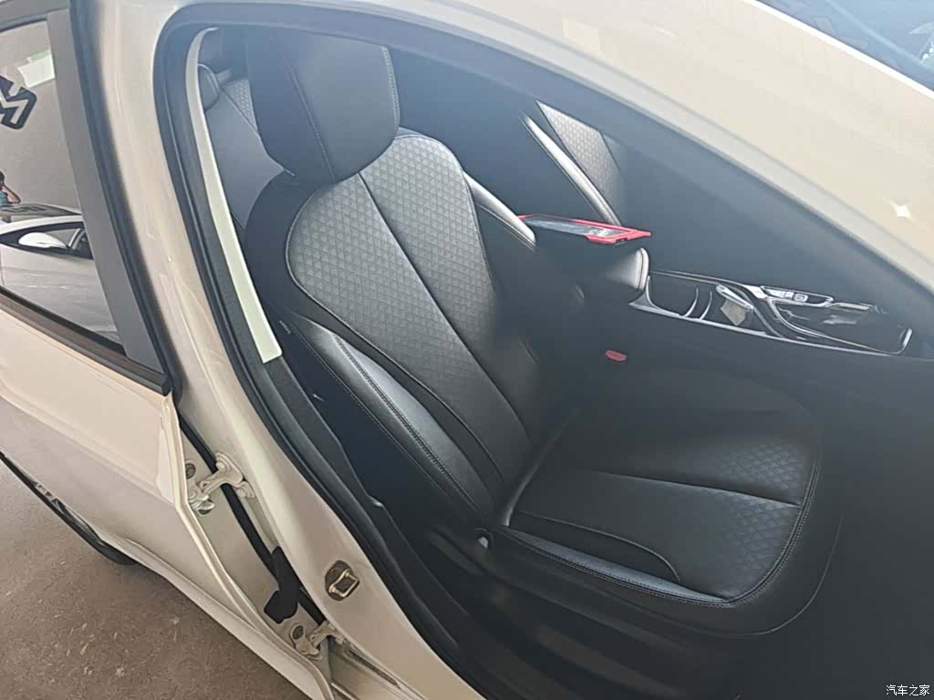 Buick Verano, 2023 25