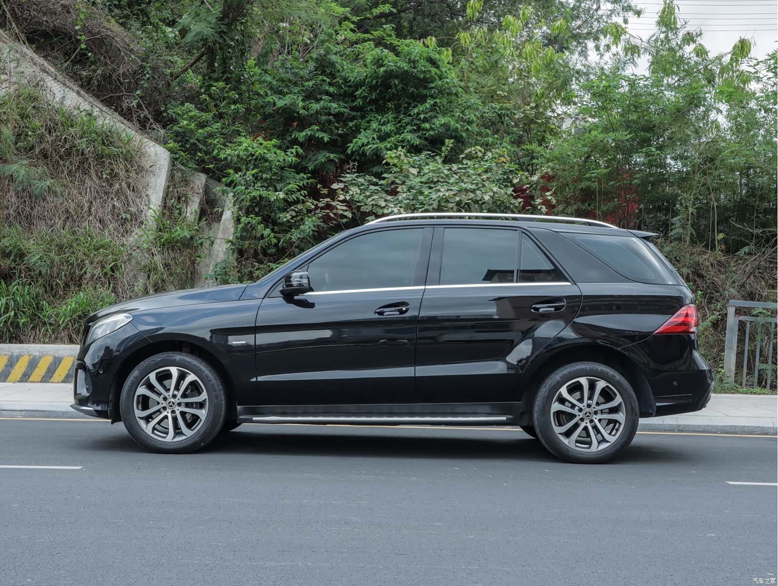 Mercedes-Benz GLE, 2018 3