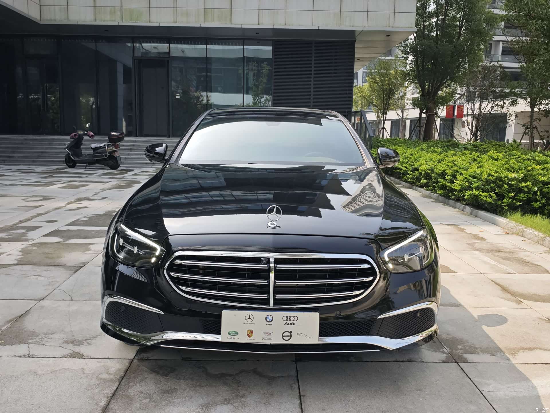 Mercedes-Benz E-Class, 2023 2