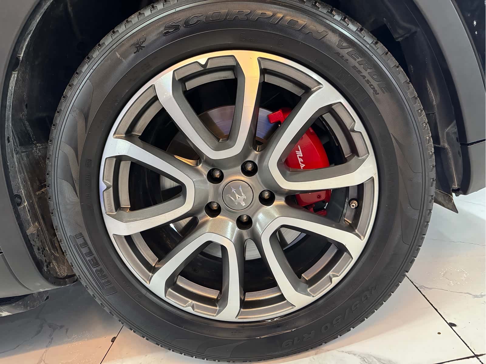 Maserati Levante, 2018 12