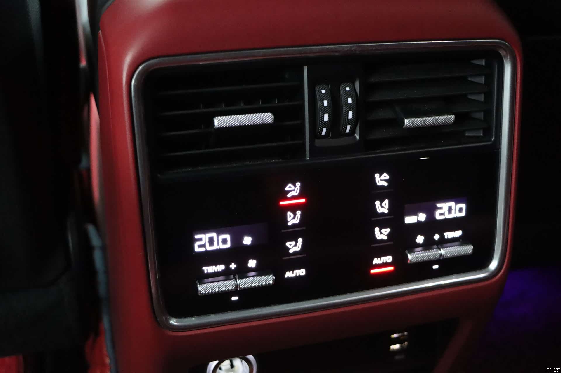 Porsche Cayenne, 2020 28