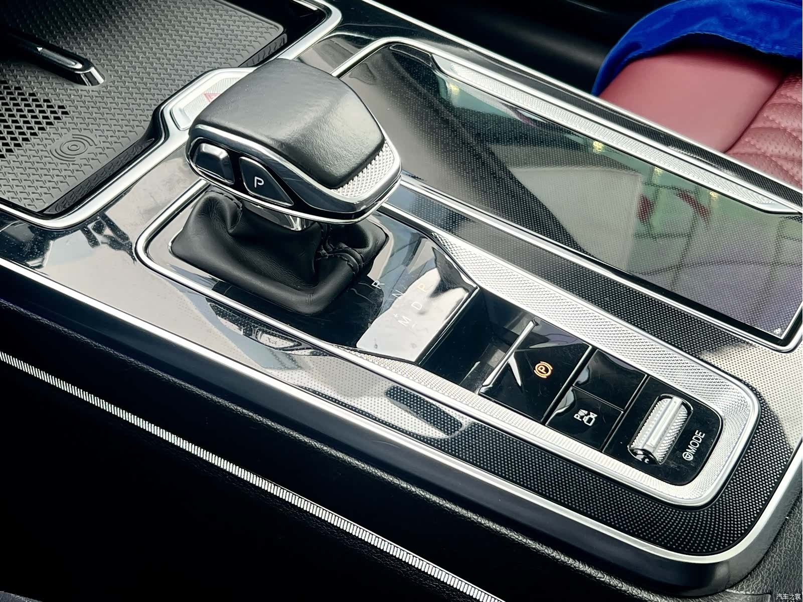 Hongqi HS5, 2024 15
