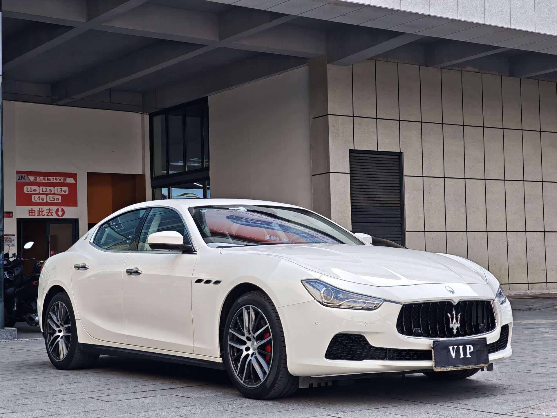 Maserati Ghibli, 2018 6