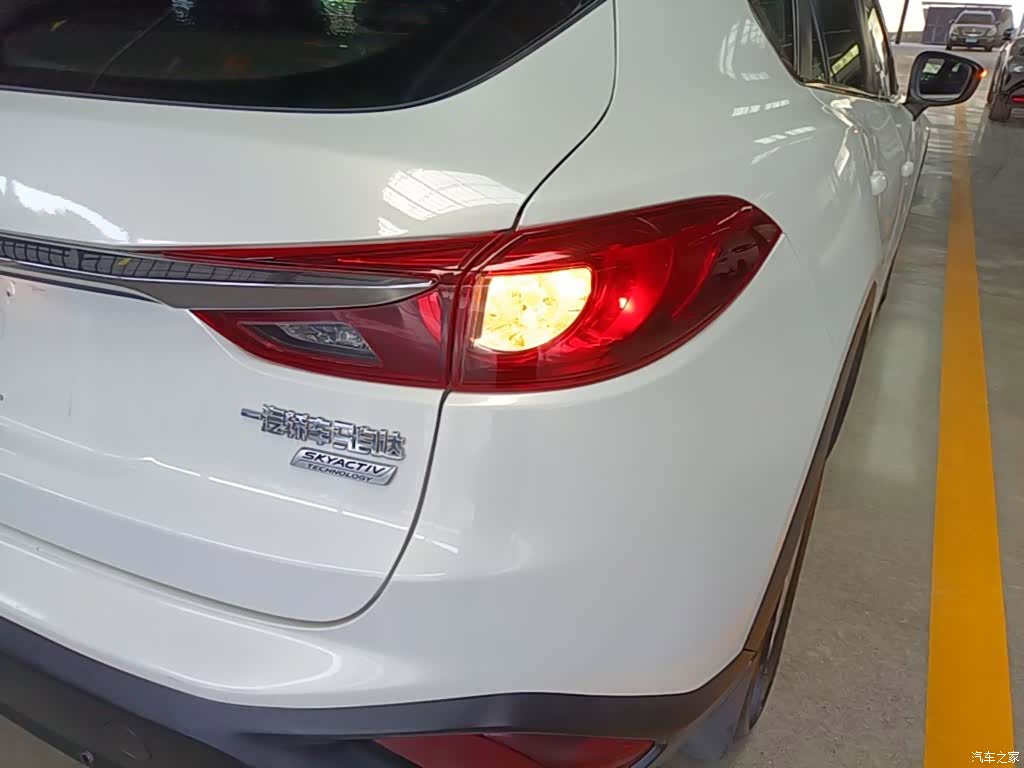 Mazda CX-4, 2017 8