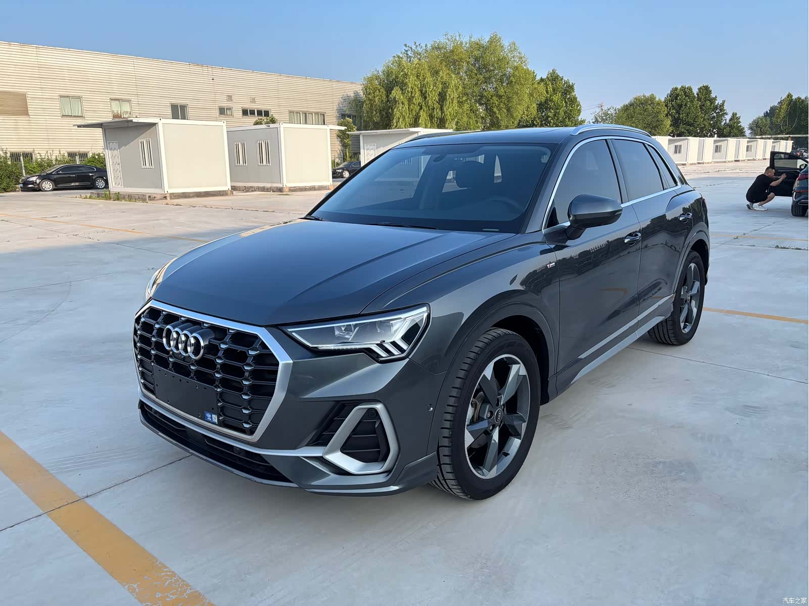 Audi Q3, 2022 1