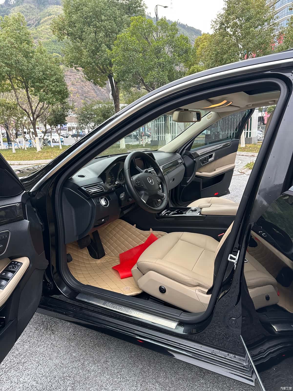 Mercedes-Benz E-Class, 2011 9