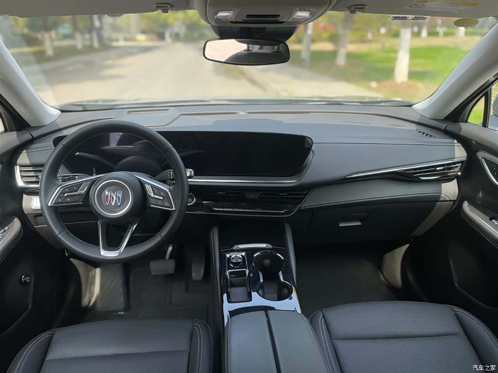 Buick Envision, 2025 11