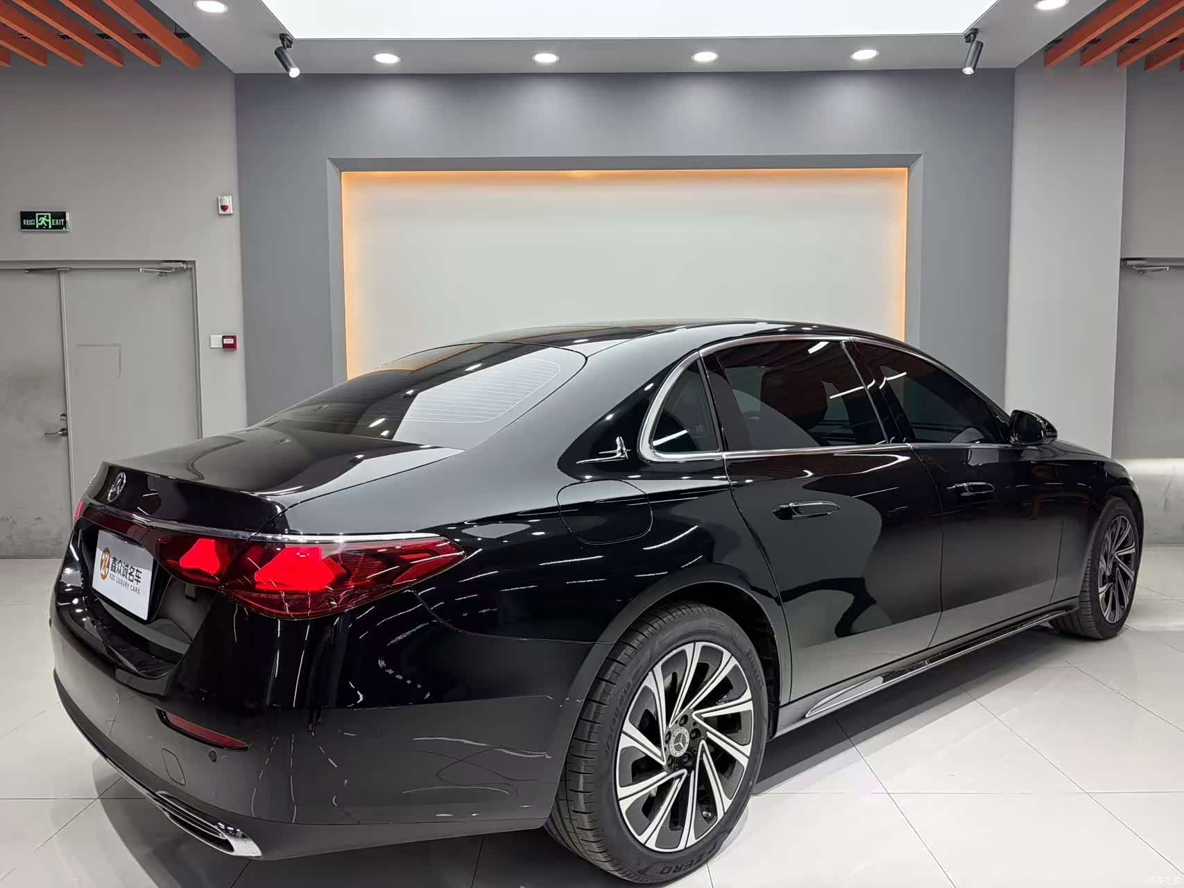 Mercedes-Benz E-Class, 2024 4