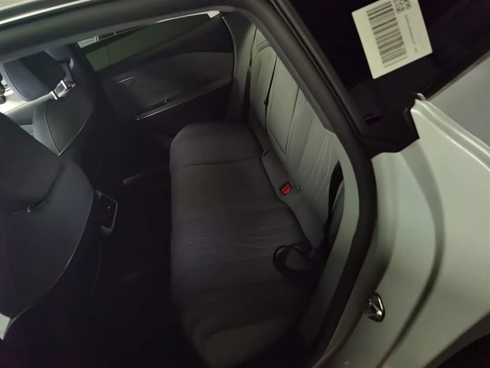 Geely Galaxy Galaxy E8