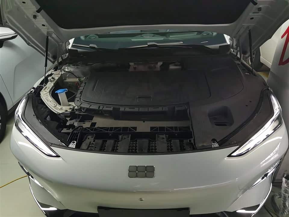 Geely Galaxy Galaxy E8