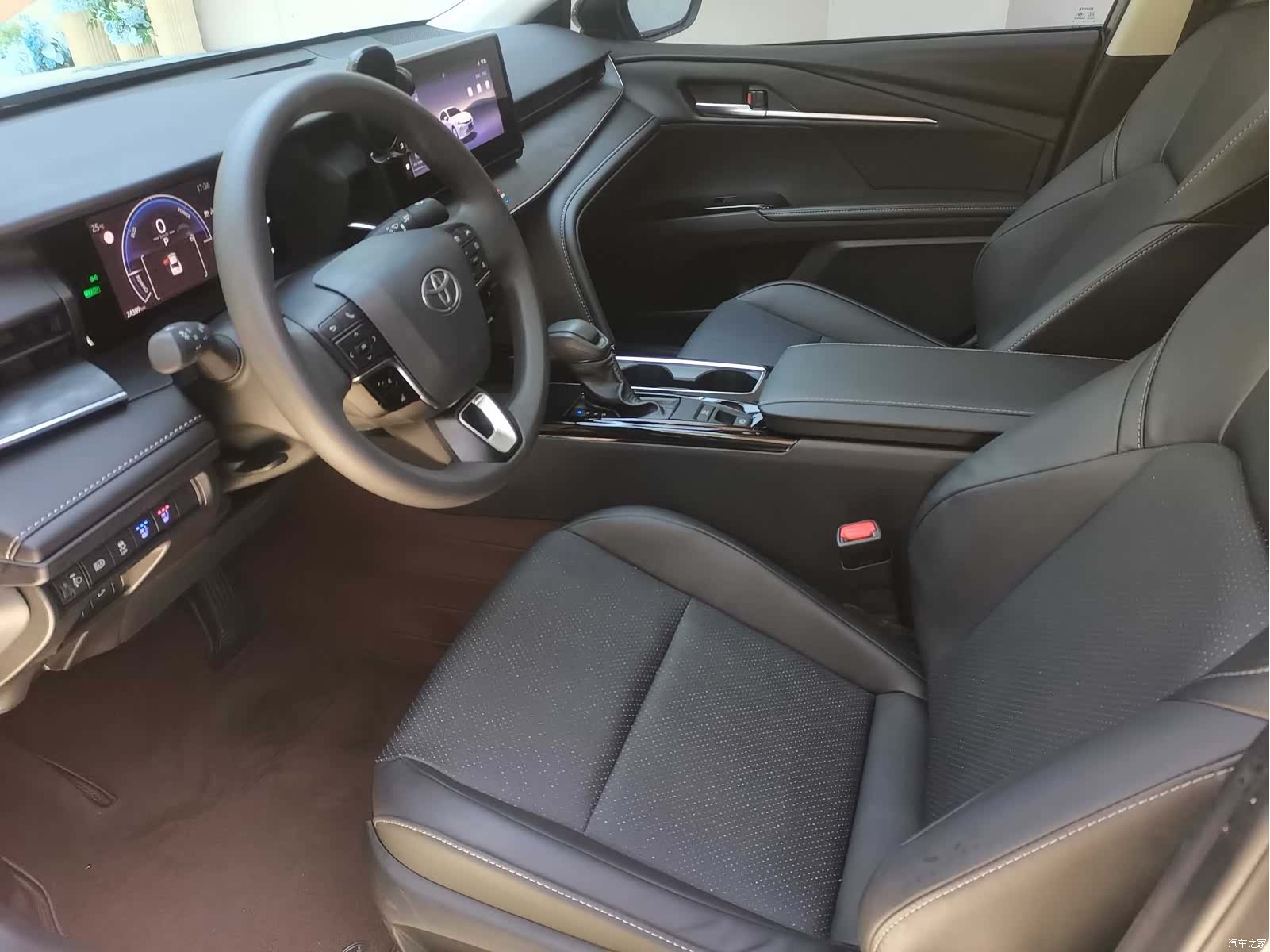 Toyota Camry, 2024 7