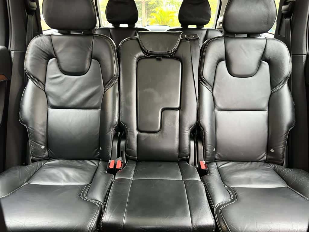 Volvo XC90, 2018 15