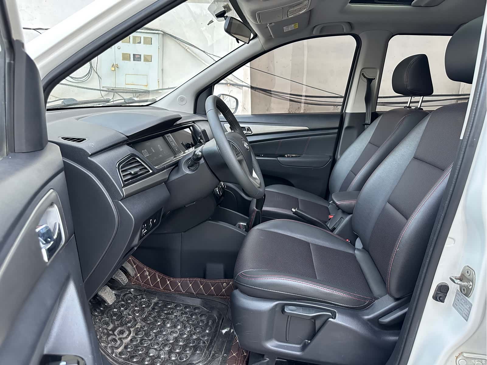 Changan A600, 2017 все фото