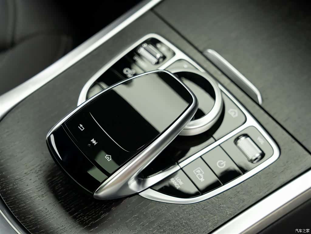 Mercedes-Benz G-Class, 2023 18