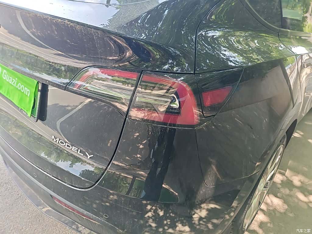 Tesla Model Y, 2023 8