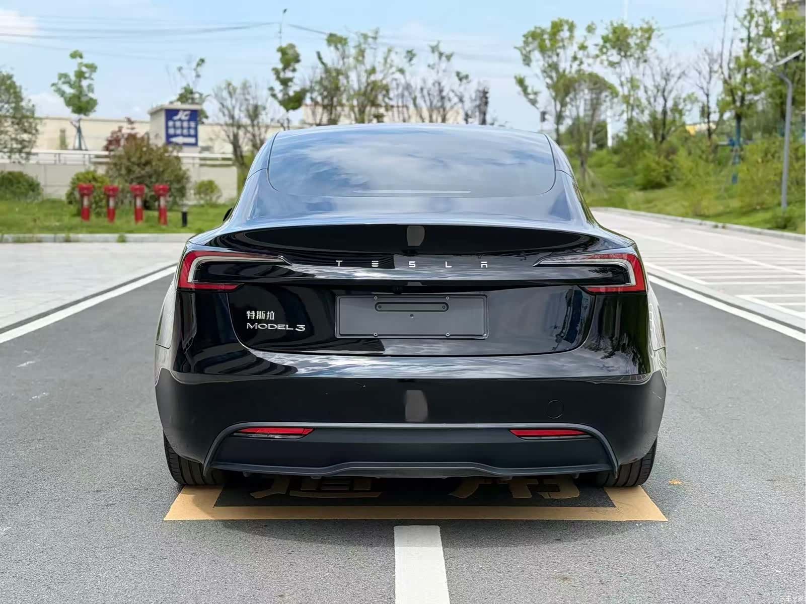 Tesla Model 3, 2024 8