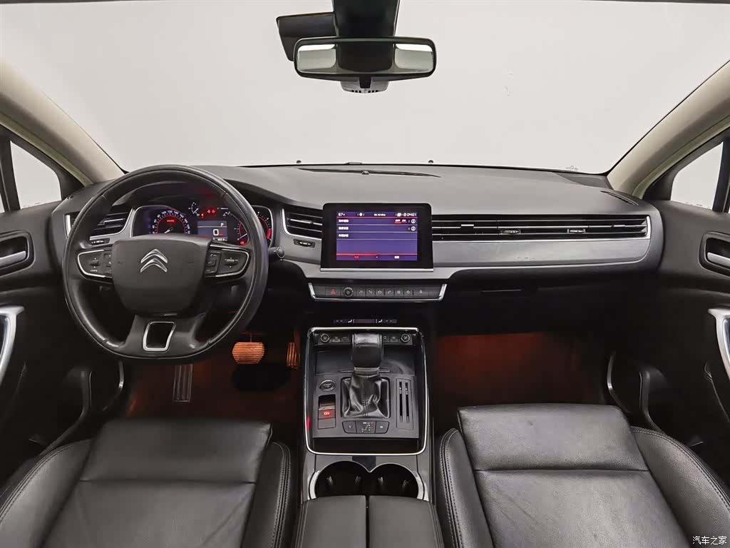 Citroen C5, 2019 все фото