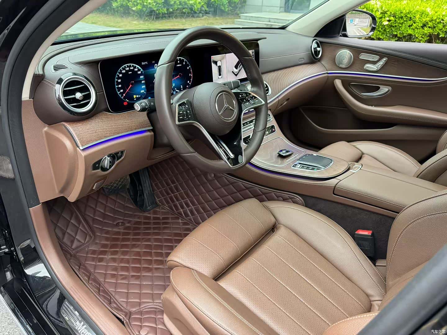 Mercedes-Benz E-Class, 2023 6
