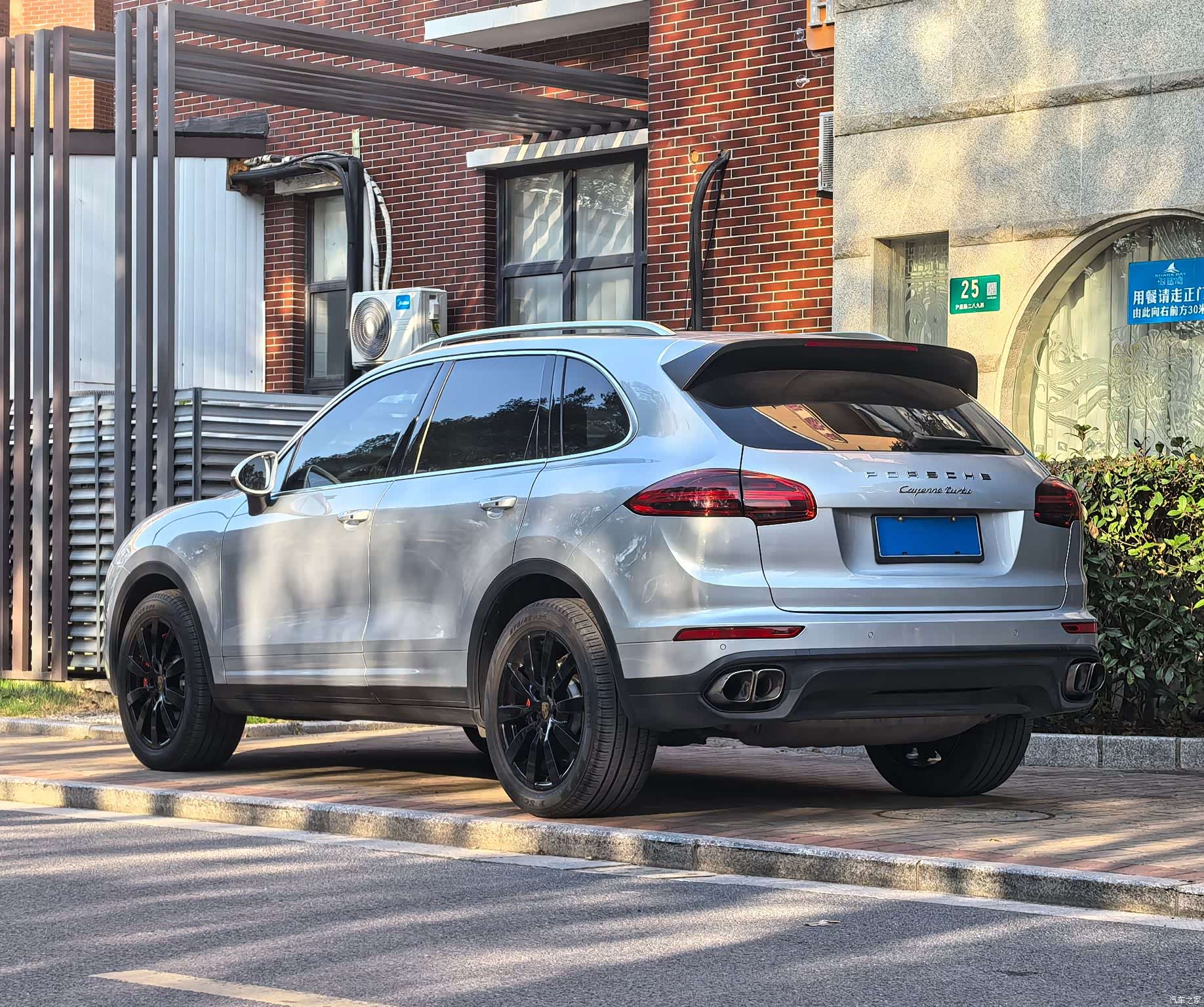 Porsche Cayenne, 2015 все фото