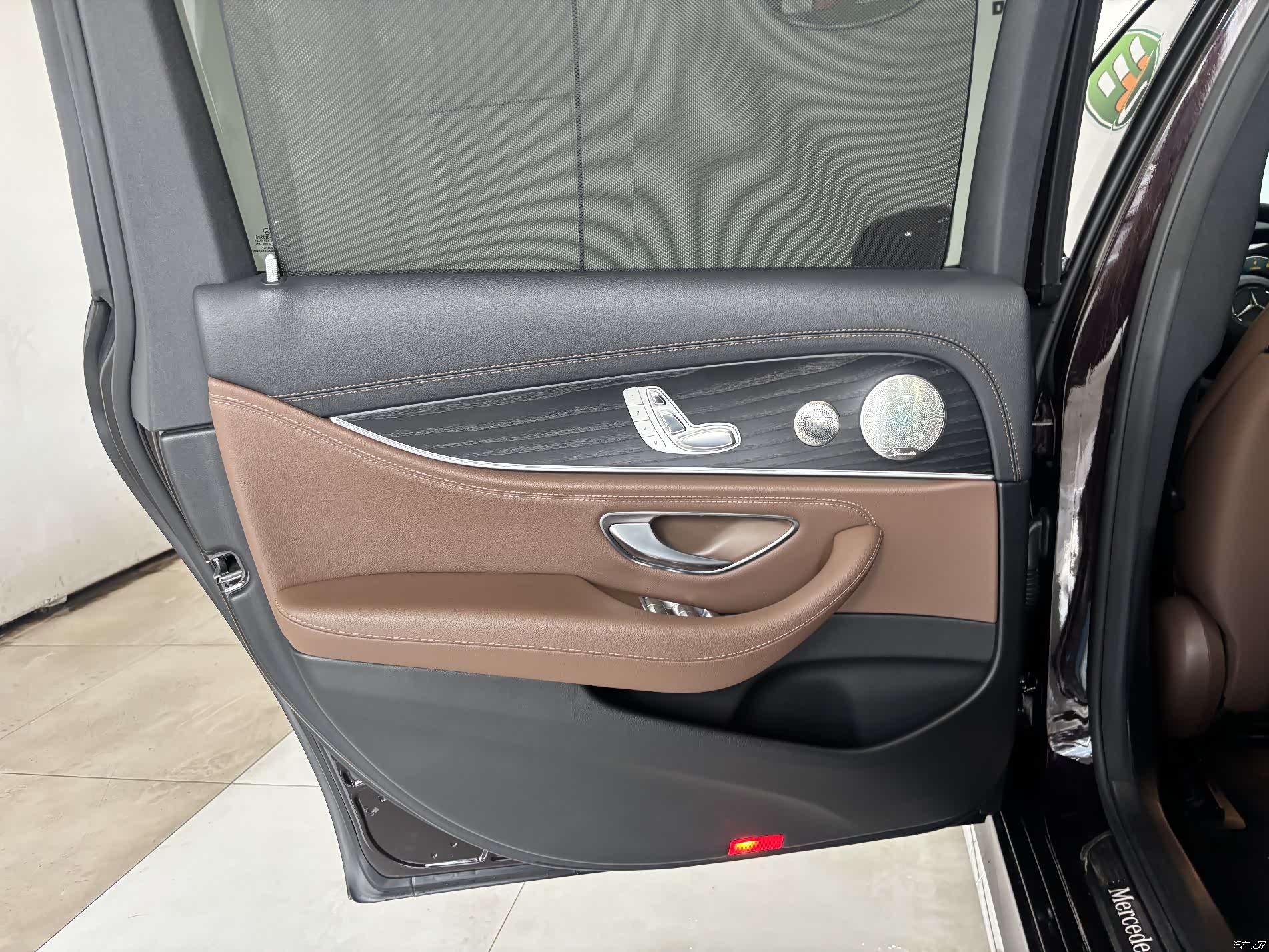 Mercedes-Benz E-Class, 2023 21