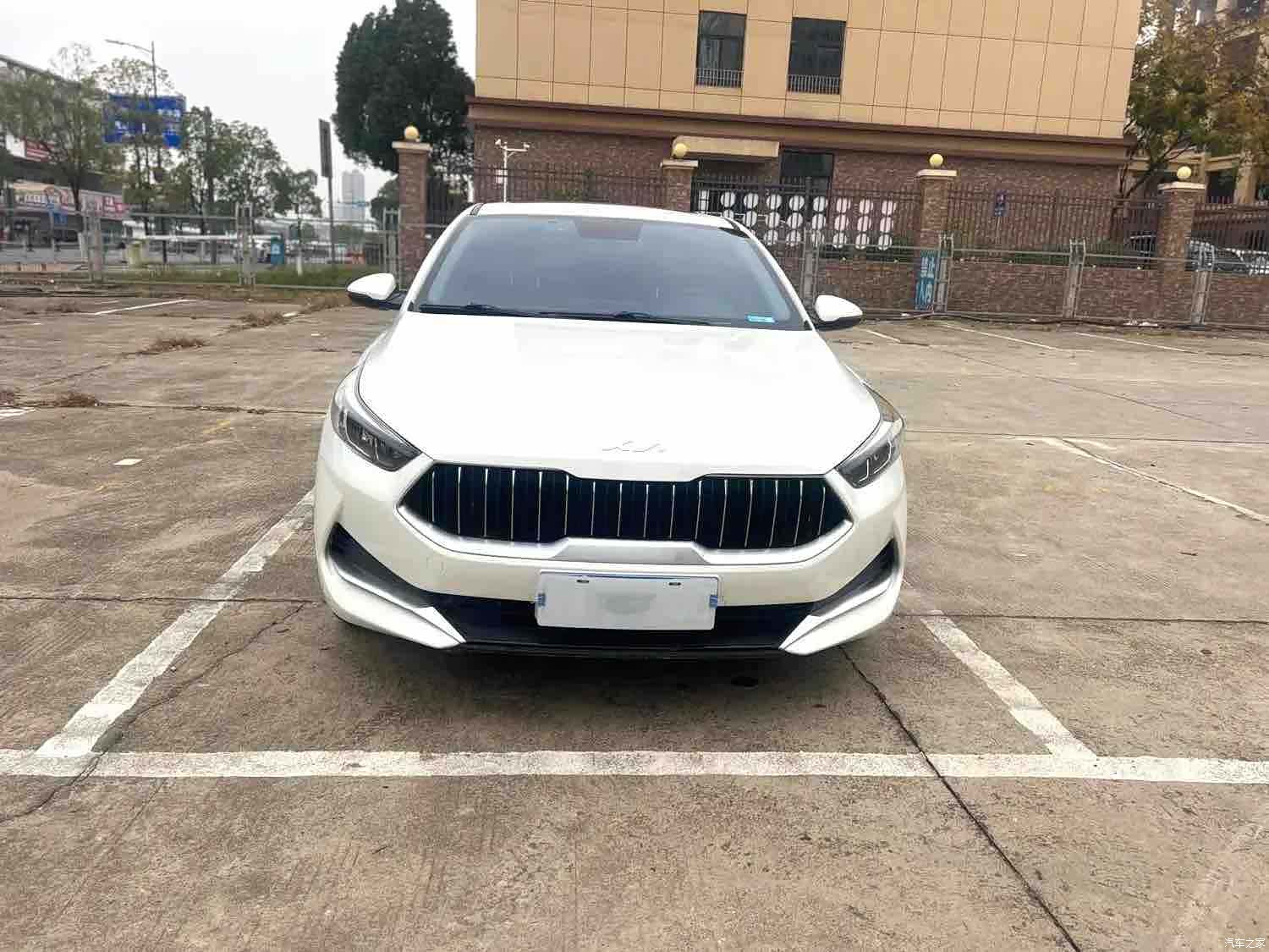 Kia K3, 2022 2