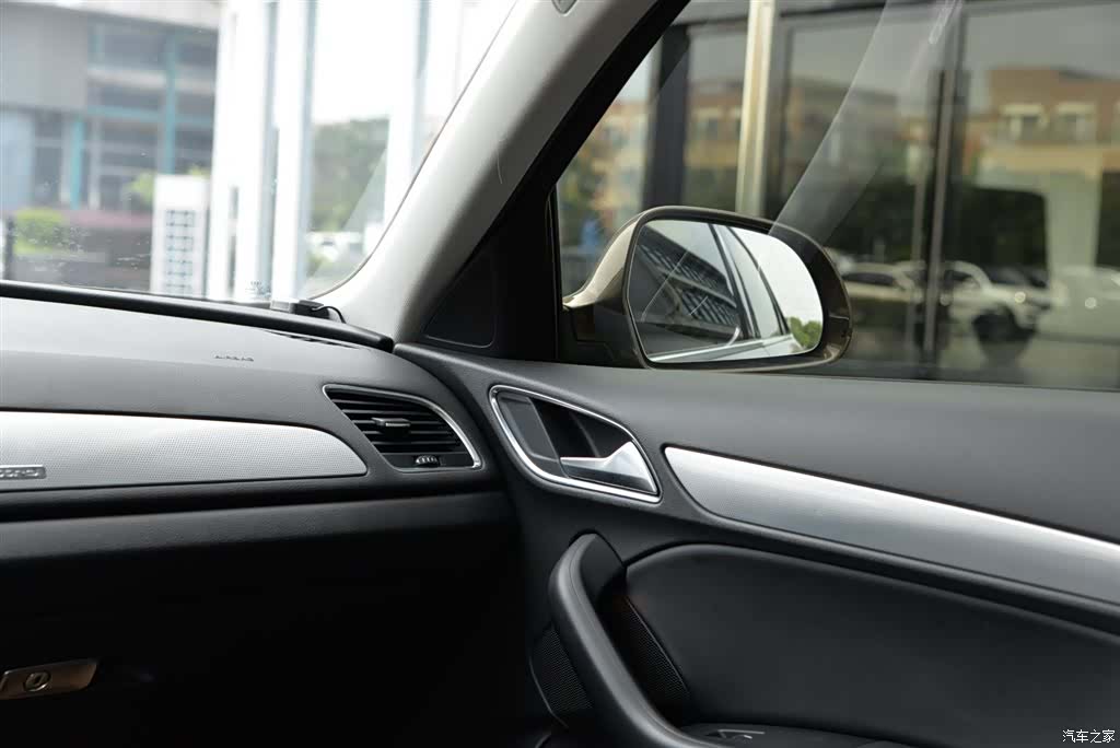 Audi Q3, 2015 13