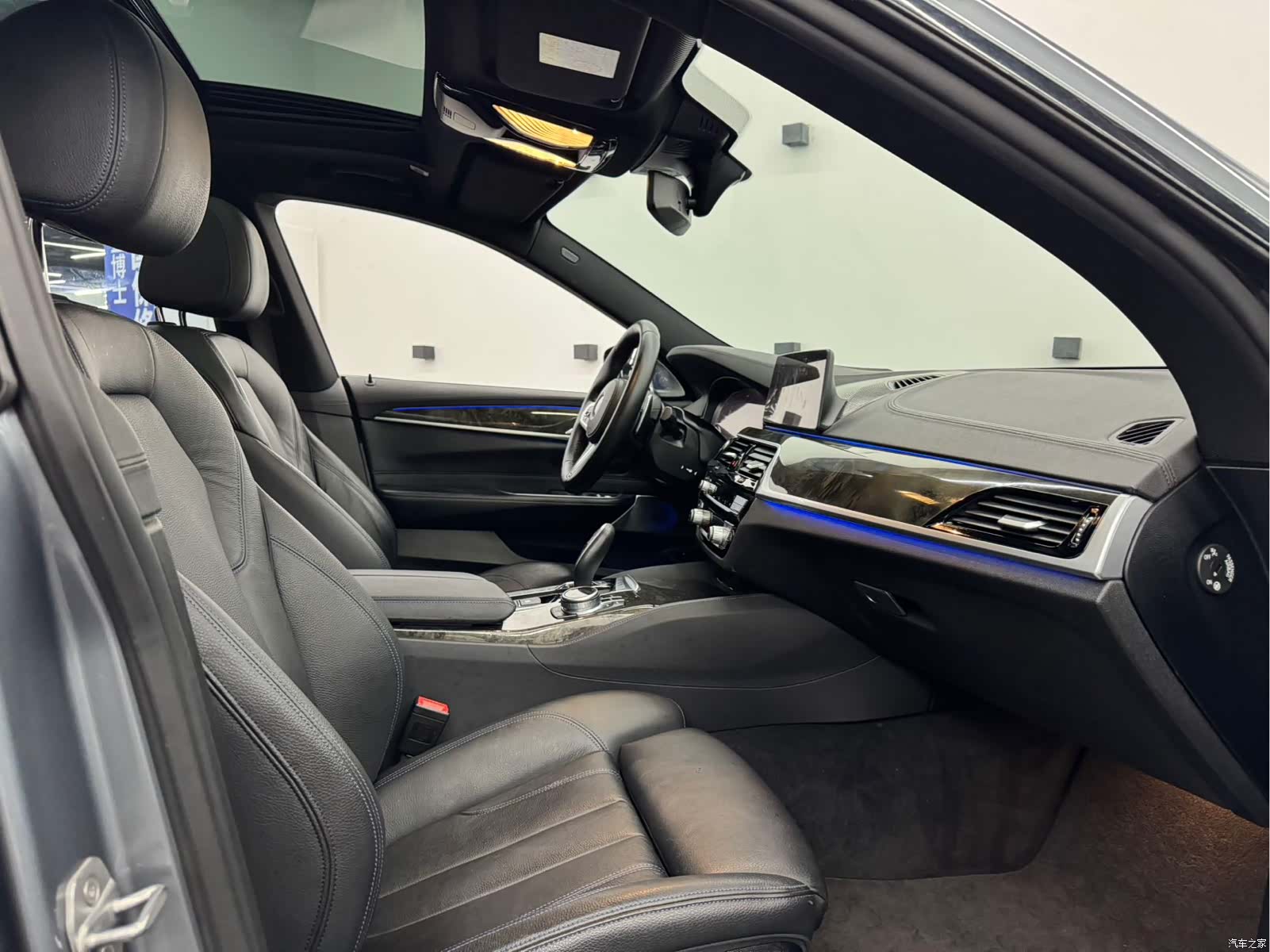 BMW 6 Series GT, 2020 11