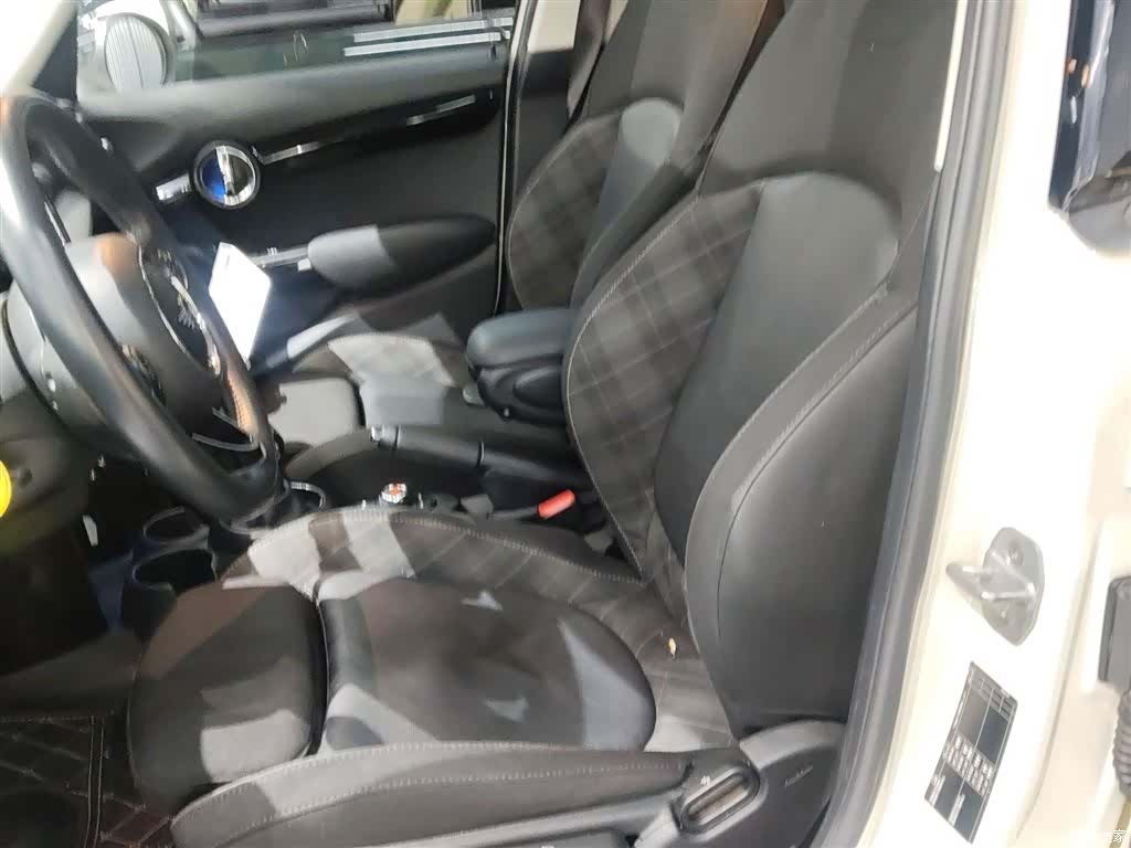 Mini Cooper, 2019 11