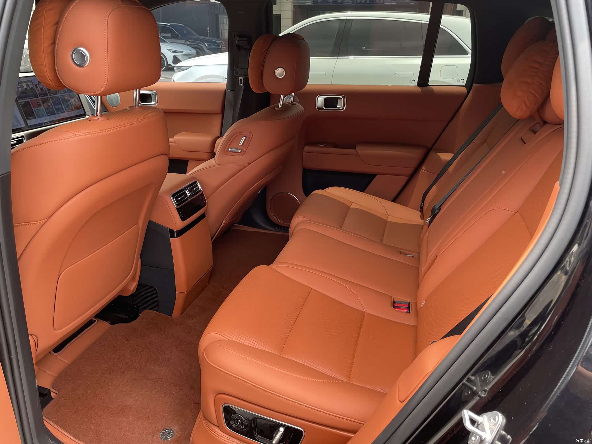Li Auto L7, 2024 все фото