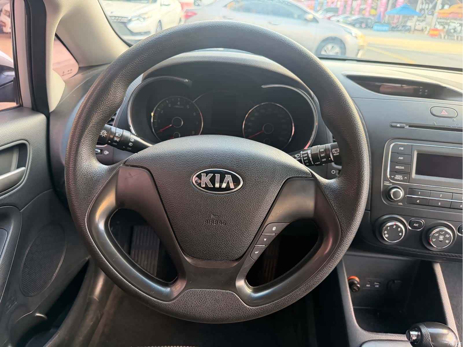 Kia K3, 2014 24