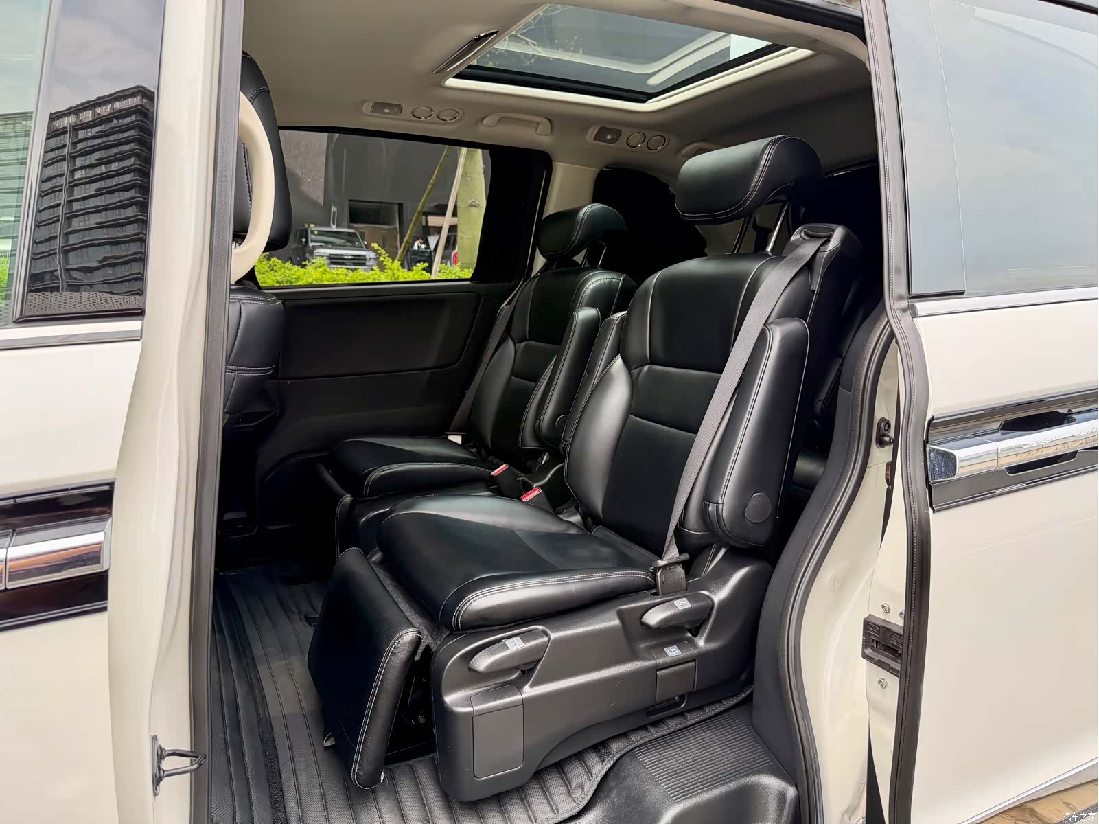 Honda Elysion, 2019 19