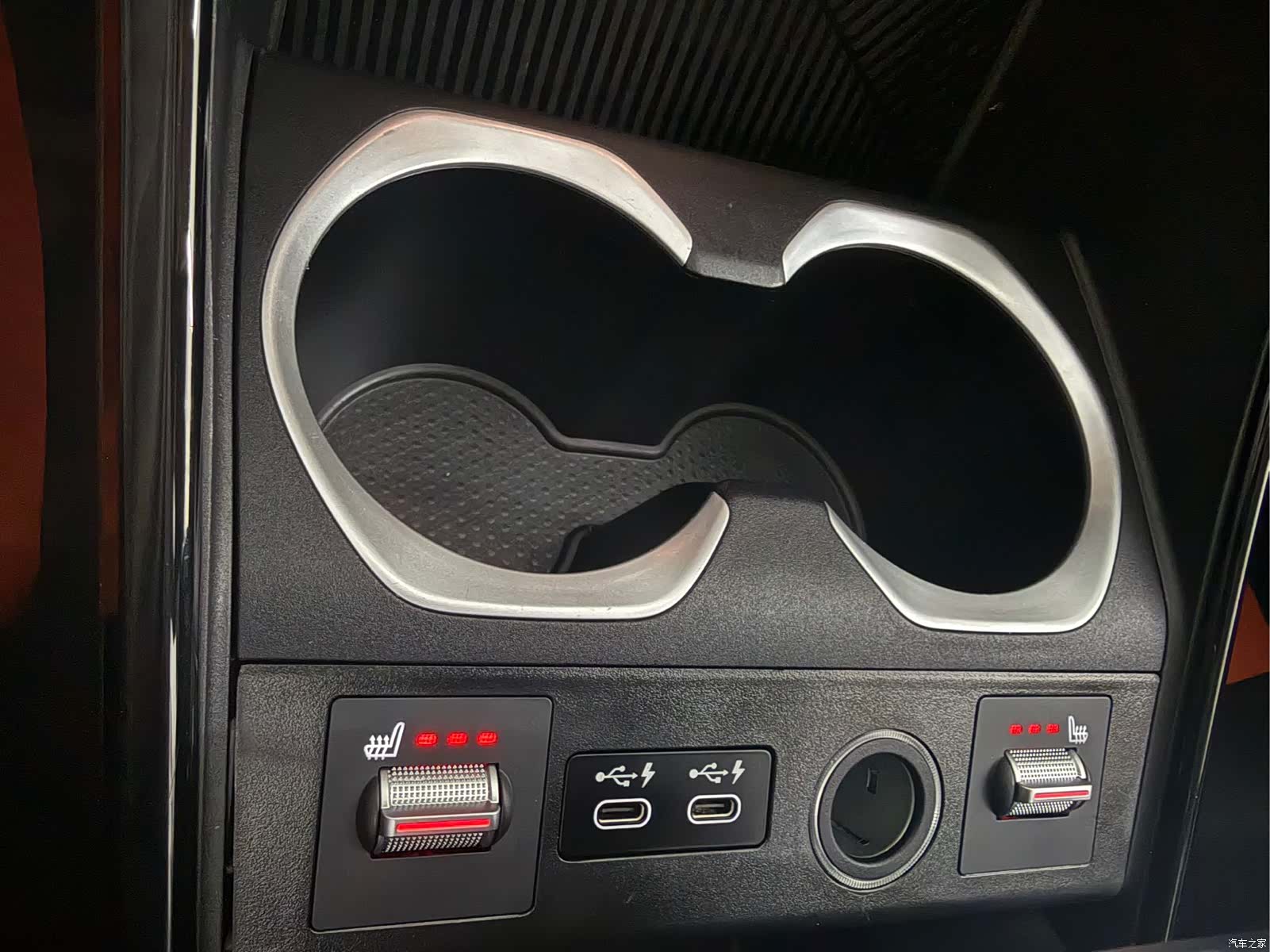 BMW X1, 2023 12