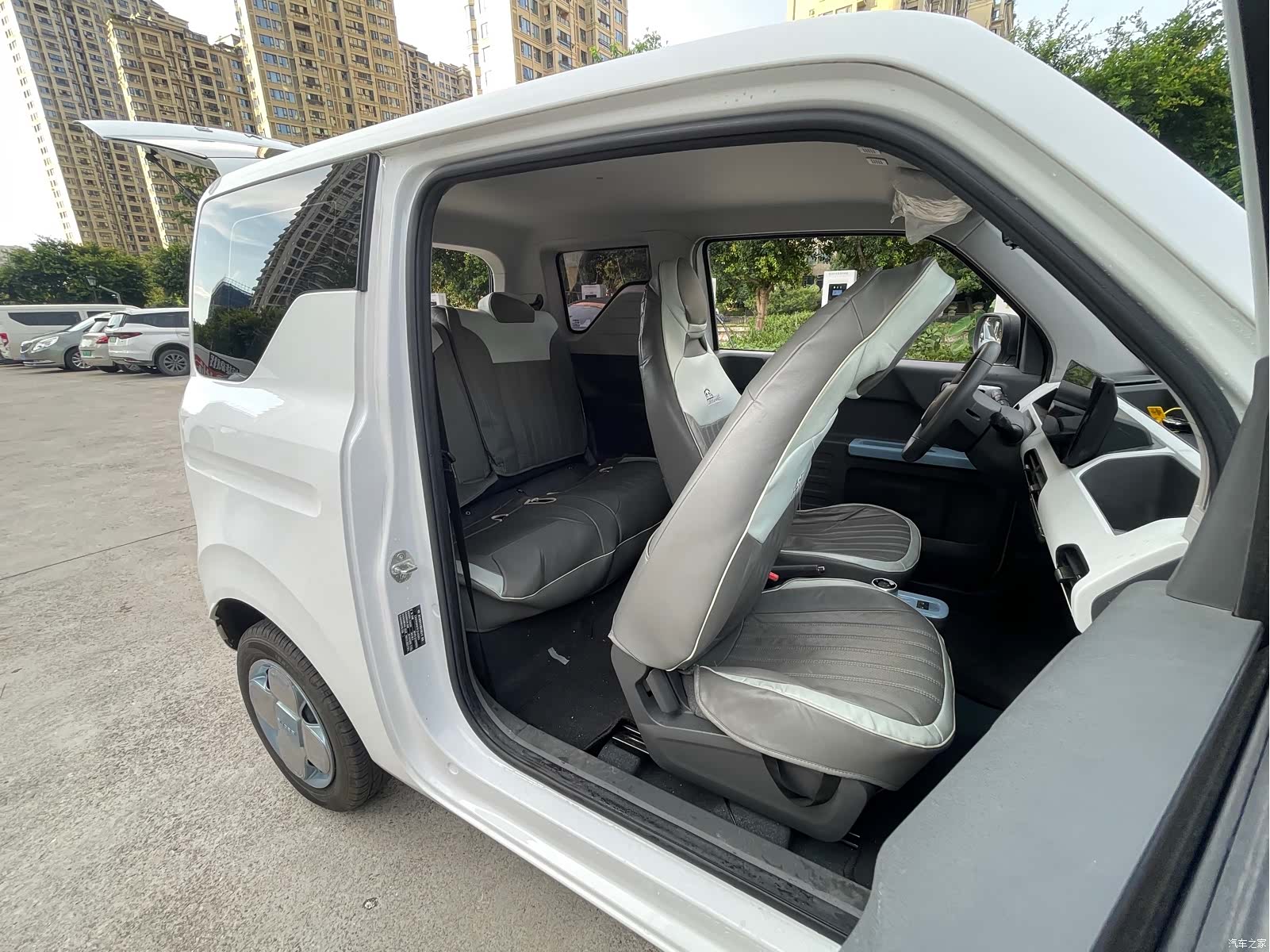 Geely Panda, 2023 12