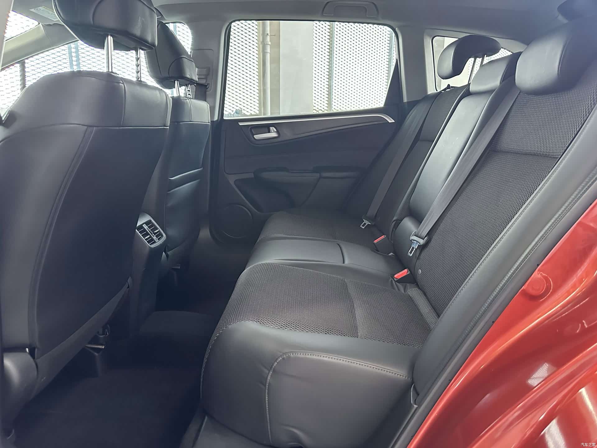 Honda Jade, 2016 9