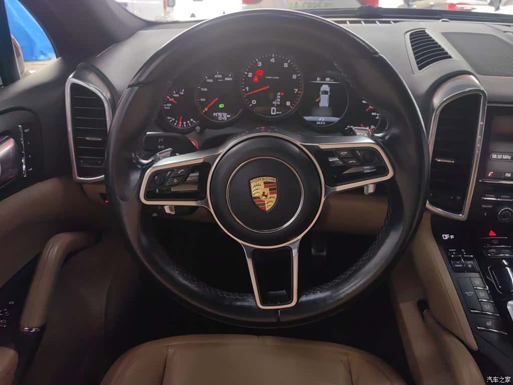 Porsche Cayenne, 2016 4