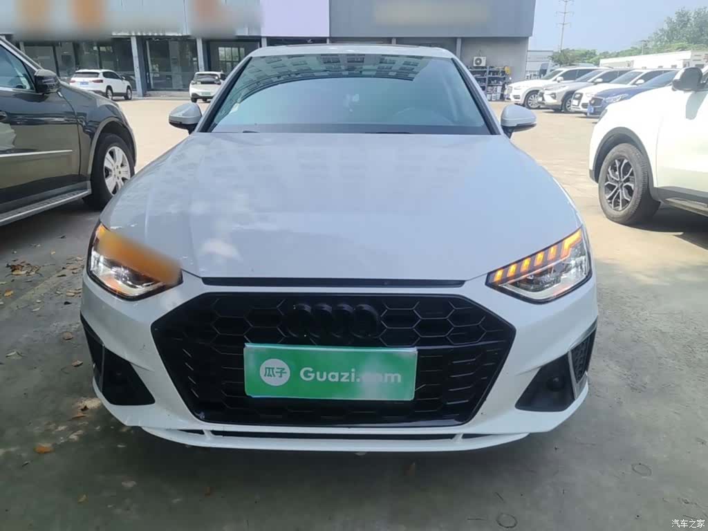 Audi A4L, 2022 3
