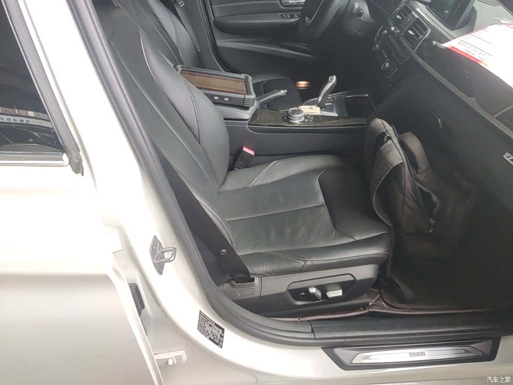 BMW 3 Series, 2016 25